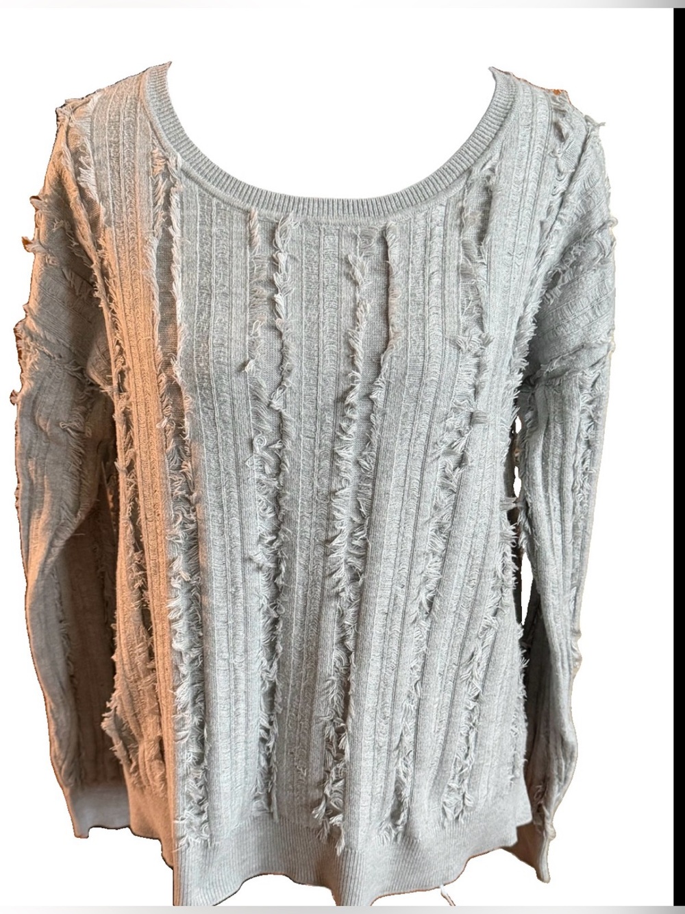 HARPER LANE Gray Tattered Soft Ribbed Crew Neck Sweater Size Medium